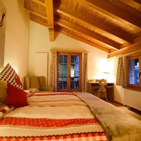 Madrisajoch Hotel 2*